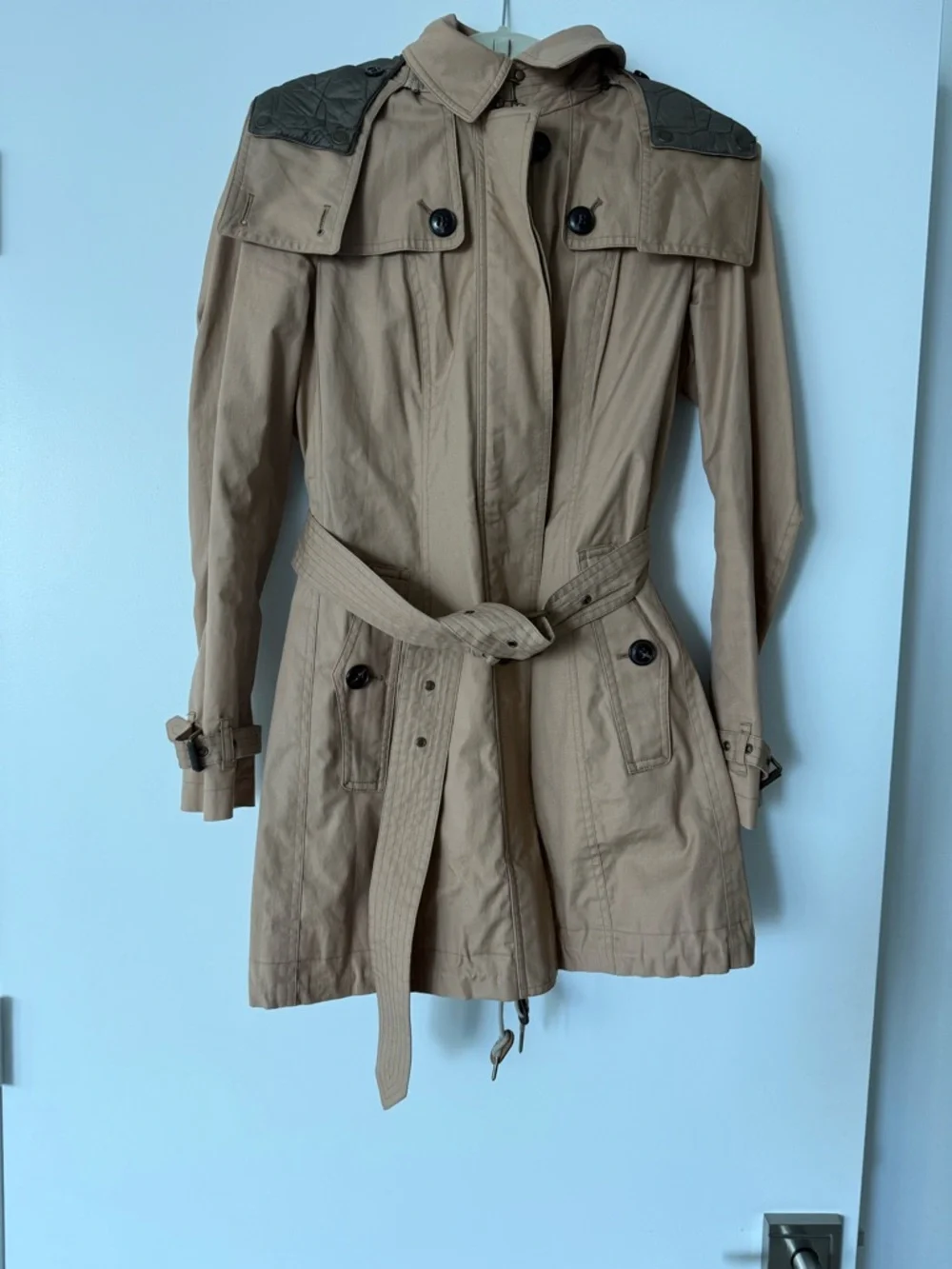 Burberry Khaki Trench Coat with Quilted Shoulder Panels - Picture 1 of 7